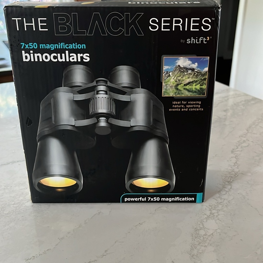 NWT The Black Series Binoculars. 7x50 magnification.